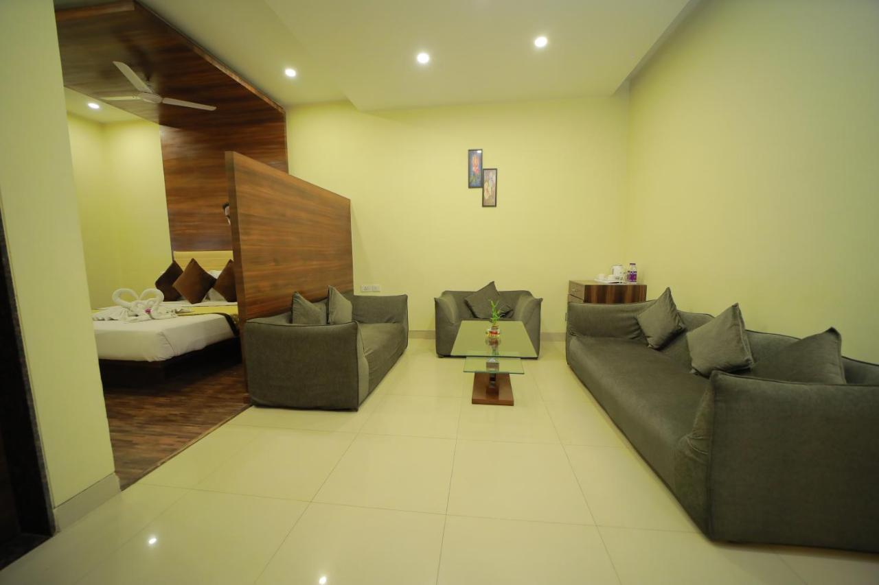 Vijaya Tej Clarks Inn Patna  Buitenkant foto