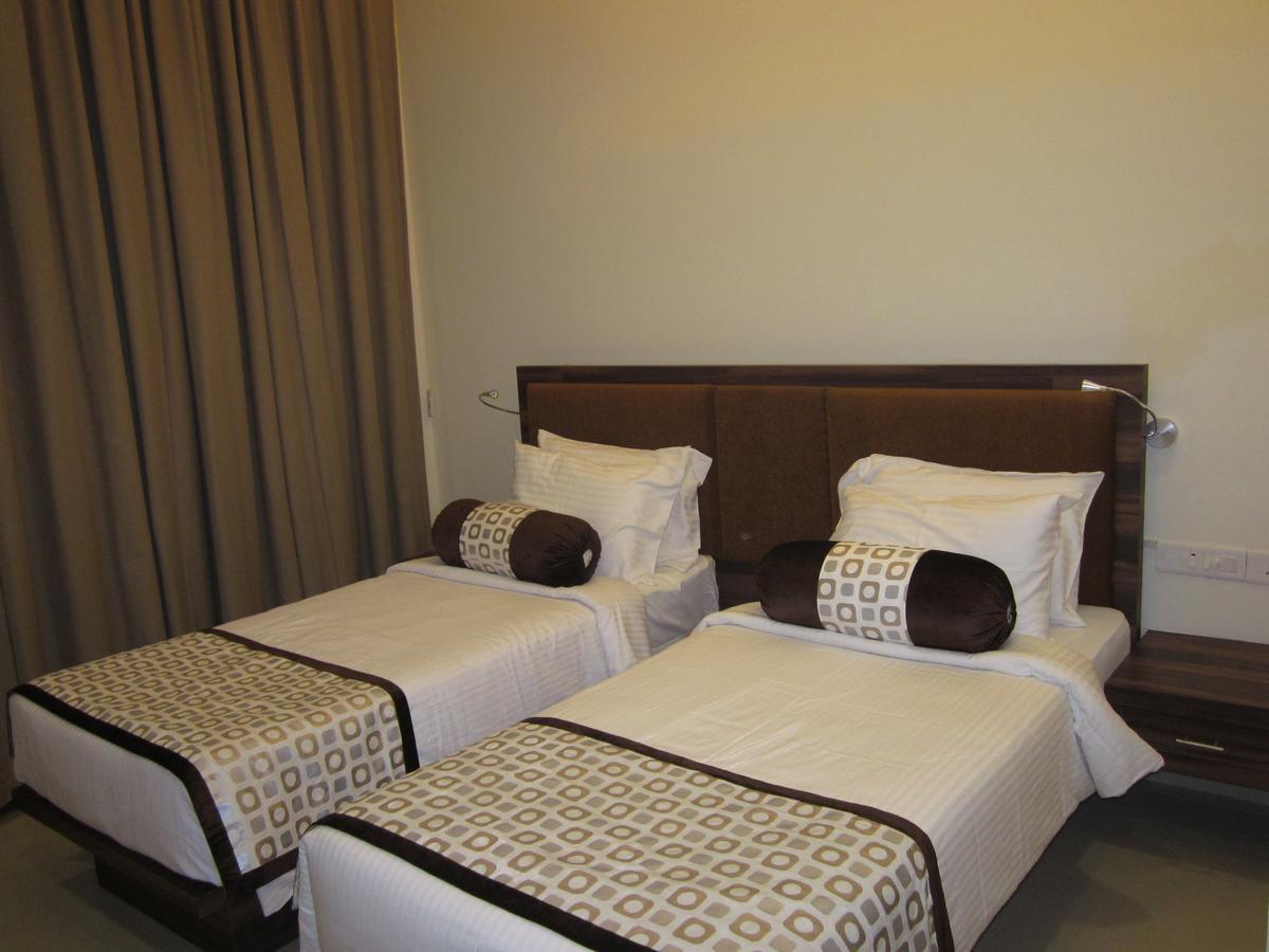 Vijaya Tej Clarks Inn Patna  Buitenkant foto